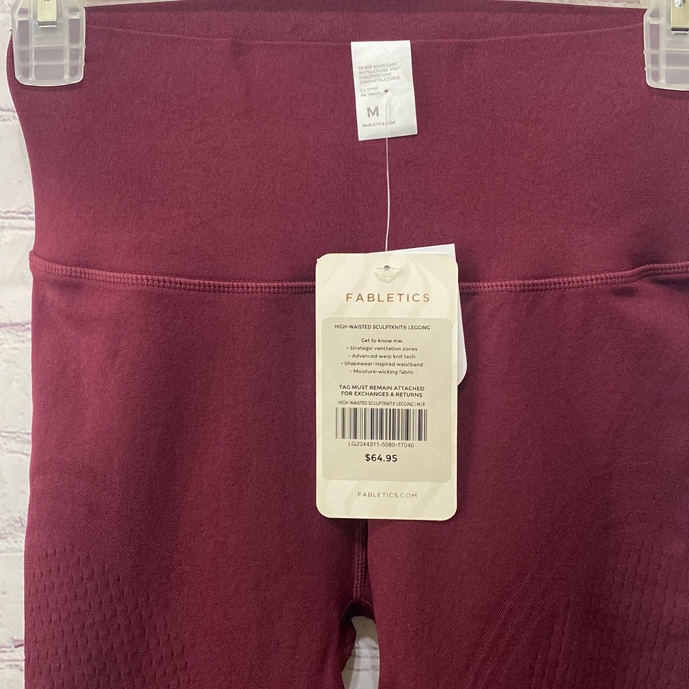 NWT Fabletics Scultknit Leggings